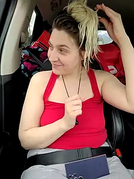 ScarletCallings420 online show from May 27, 2026, 3:03 am