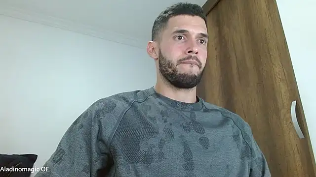 Noah jhonsonn online show from February 19, 2026, 2:07 am