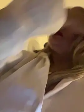 Snapshot of scarlett_sexx69 chatting on February 16, 2026, 11:39 am scarlett sexx69 online show from February 16, 2026, 11:39 am