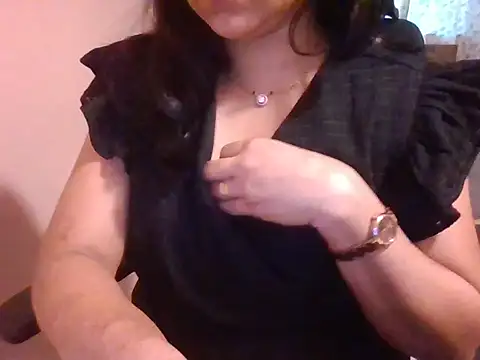 Pinky 4 online show from November 12, 2025, 6:58 am