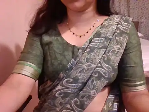 Pinky 4 online show from November 30, 2025, 10:36 pm