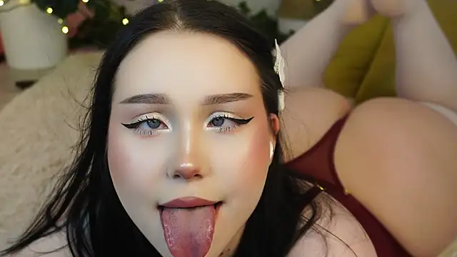 ScarletBlaze online show from December 21, 2024, 6:12 pm