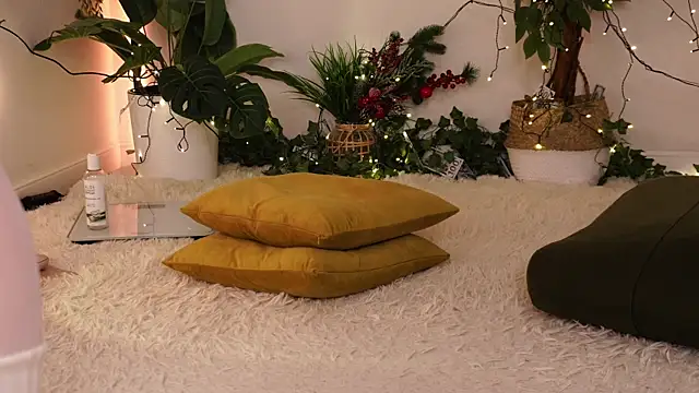 ScarletBlaze online show from March 10, 2025, 12:29 am