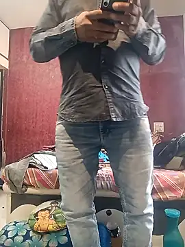 Snapshot of hornydick4you chatting on December 19, 2024, 9:51 am hornydick4you online show from December 19, 2024, 9:51 am