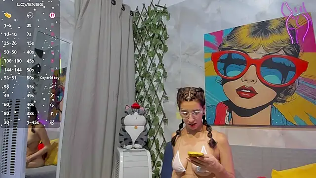 GabiMorgan online show from September 12, 2025, 11:15 pm