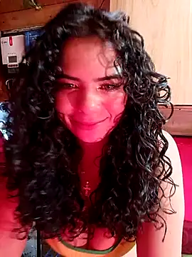 Simone Miller online show from March 7, 2025, 6:22 pm