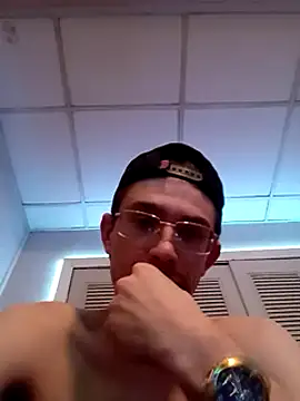 Snapshot of JayMoney808 chatting on February 14, 2025, 4:47 am JayMoney808 online show from February 14, 2025, 4:47 am