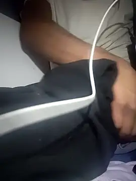 Snapshot of BIG-CkD_F chatting on January 17, 2025, 10:44 am BIG-CkD F online show from January 17, 2025, 10:44 am