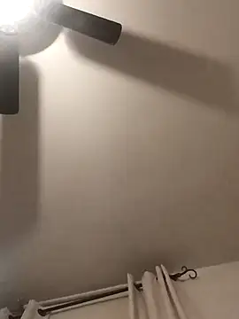 Snapshot of BIG-CkD_F chatting on October 8, 2025, 3:09 pm BIG-CkD F online show from October 8, 2025, 3:09 pm