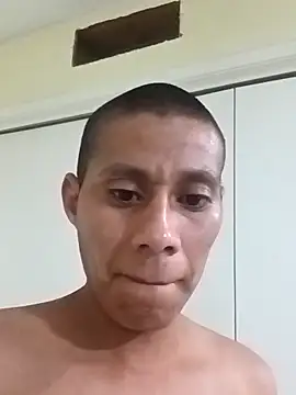 Snapshot of BIG-CkD_F chatting on October 22, 2025, 9:25 pm BIG-CkD F online show from October 22, 2025, 9:25 pm