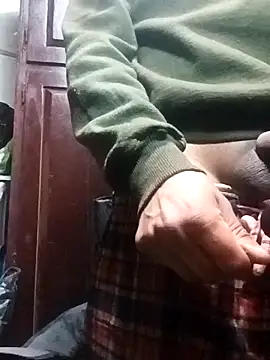 Snapshot of BIG-CkD_F chatting on November 19, 2025, 1:11 pm BIG-CkD F online show from November 19, 2025, 1:11 pm