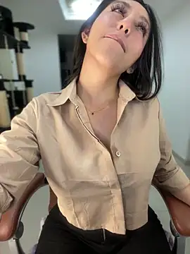 MiaJones21 online show from March 4, 2025, 12:07 am