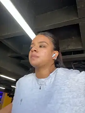 trianawhite online show from January 30, 2025, 9:14 pm