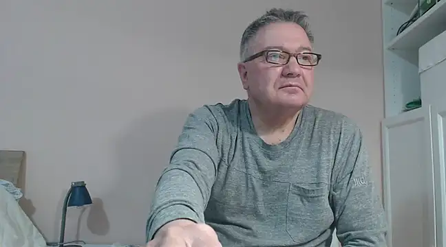 YOU6me online show from January 25, 2025, 3:41 pm