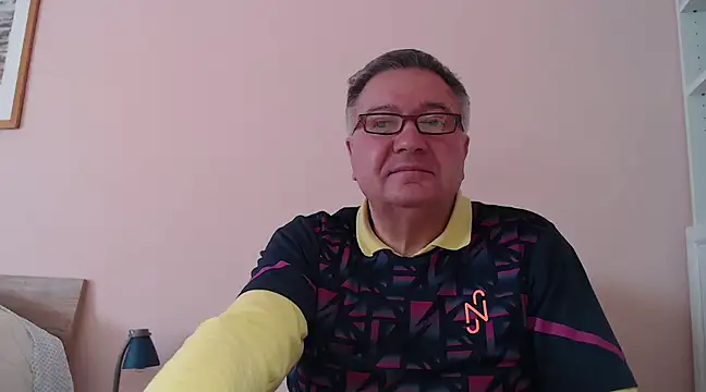 YOU6me online show from February 4, 2025, 9:38 am