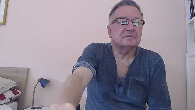 YOU6me online show from September 19, 2025, 6:48 am