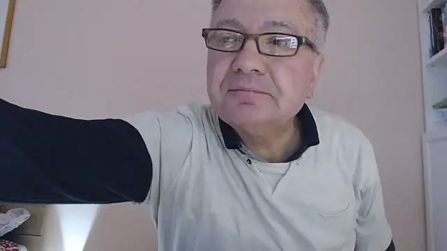 YOU6me online show from November 10, 2025, 3:11 pm