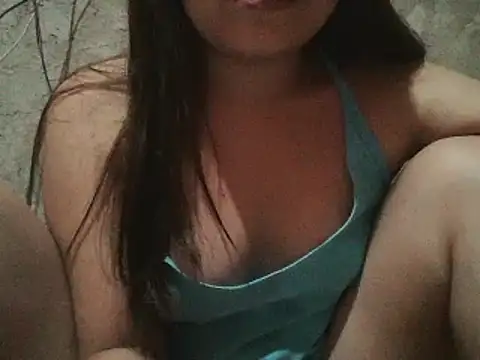 Snapshot of Beatrice143 chatting on December 27, 2024, 8:24 am Beatrice143 online show from December 27, 2024, 8:24 am