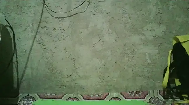 Snapshot of Beatrice143 chatting on January 31, 2025, 6:03 pm Beatrice143 online show from January 31, 2025, 6:03 pm