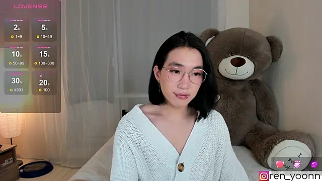 Ren yoon online show from May 11, 2026, 12:38 am