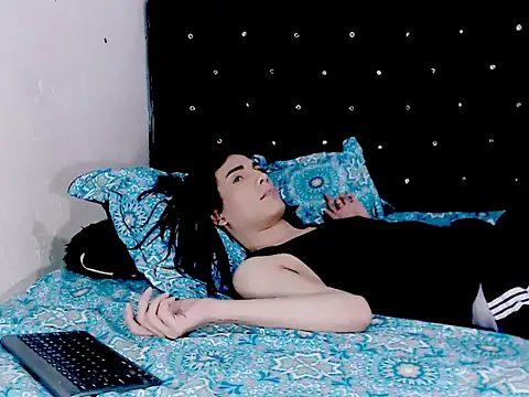 camii extrange online show from March 22, 2026, 1:42 am