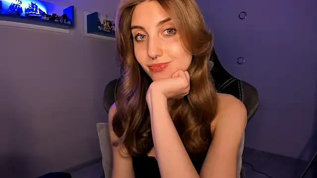 CassiaBlade1 online show from February 9, 2025, 7:30 pm