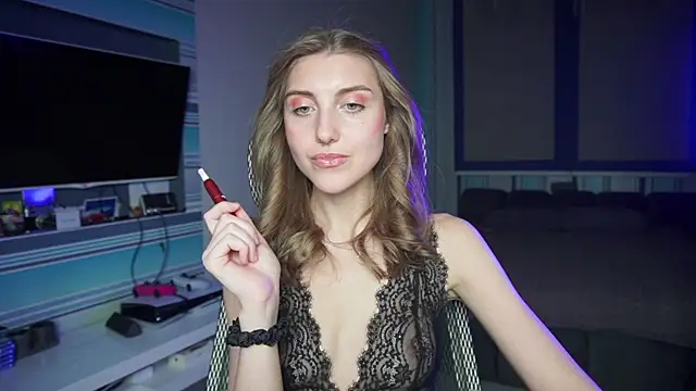 CassiaBlade1 online show from October 13, 2025, 4:40 pm