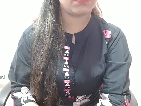 LovingPihu online show from February 14, 2025, 8:21 am