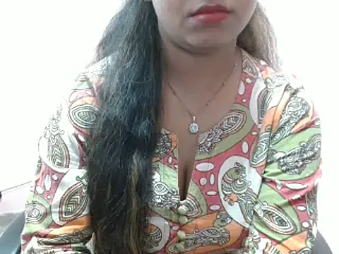 LovingPihu online show from February 21, 2025, 8:29 am