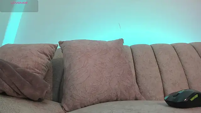 Danny  Smith online show from October 18, 2025, 12:06 pm