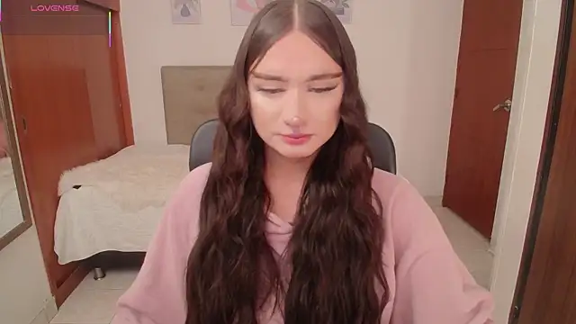 Miley Baker online show from January 13, 2026, 3:28 pm