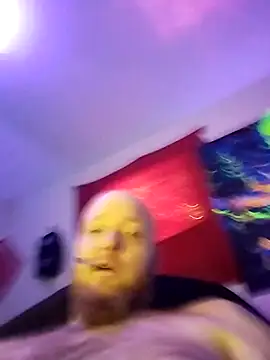 Snapshot of BluestBalls710 chatting on November 29, 2025, 6:22 pm BluestBalls710 online show from November 29, 2025, 6:22 pm