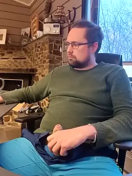 Snapshot of Tj1sen chatting on February 21, 2025, 2:16 pm Tj1sen online show from February 21, 2025, 2:16 pm