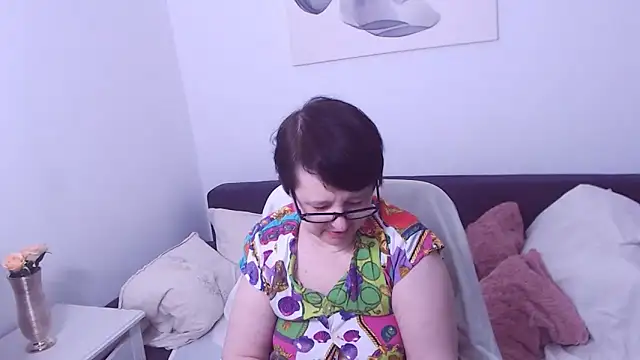 ChristaRose online show from April 5, 2026, 11:51 am