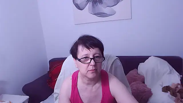 ChristaRose online show from June 8, 2026, 1:28 am