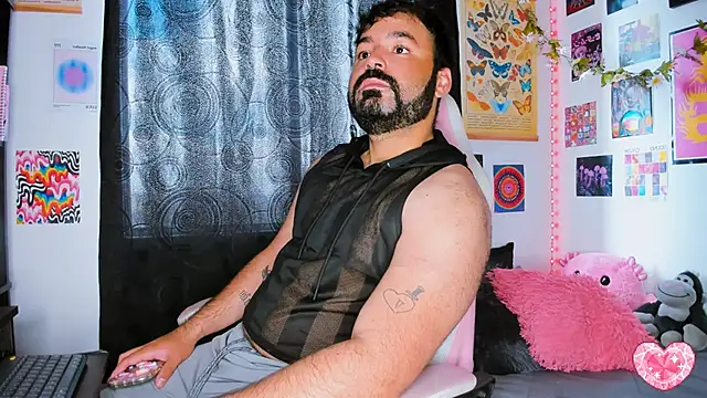 johnnyalx online show from March 18, 2025, 3:53 pm