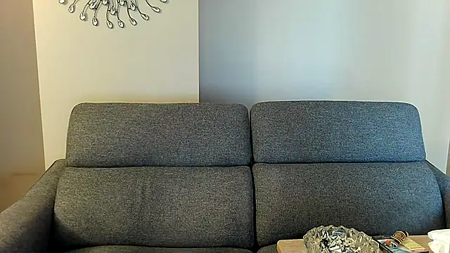 TittyLandQuebec online show from March 1, 2026, 6:43 pm