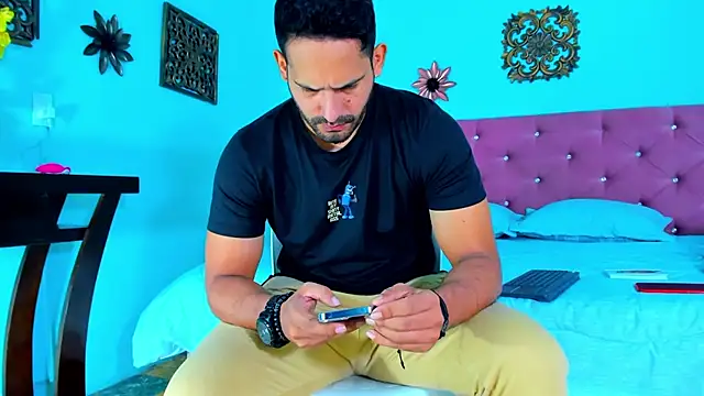 JorsMontero online show from February 7, 2025, 12:39 pm