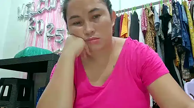 LalaiAsian online show from January 5, 2025, 7:17 pm