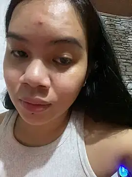 Hebefemme online show from March 6, 2025, 8:37 pm