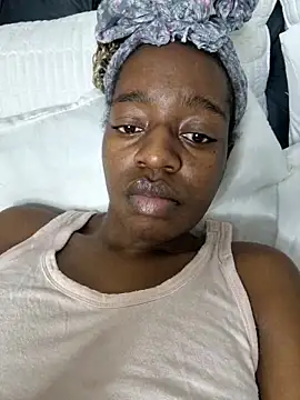 Sexynaughty Gal online show from February 26, 2025, 8:11 pm