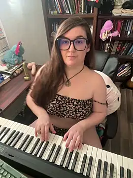 Adobe Angel online show from February 4, 2026, 9:09 pm