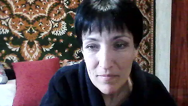 SunnyAmorre online show from April 10, 2026, 10:42 am