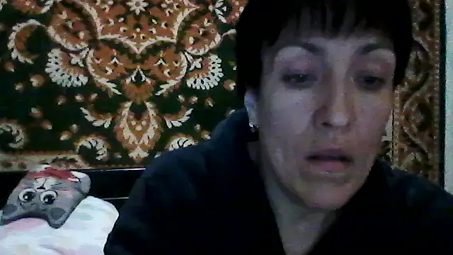 SunnyAmorre online show from April 21, 2026, 8:12 pm