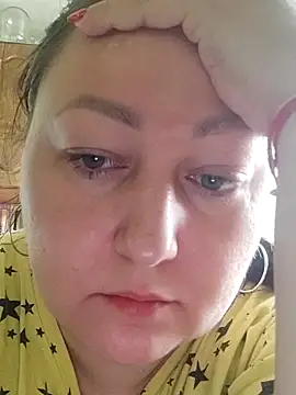 Rini333 online show from April 4, 2026, 11:08 am