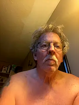 jck1m0t online show from October 4, 2025, 3:21 pm