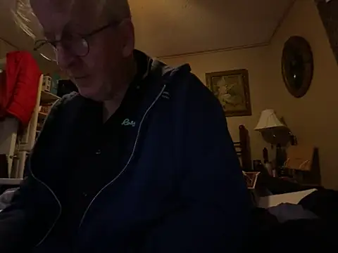 jck1m0t online show from December 4, 2025, 3:05 am