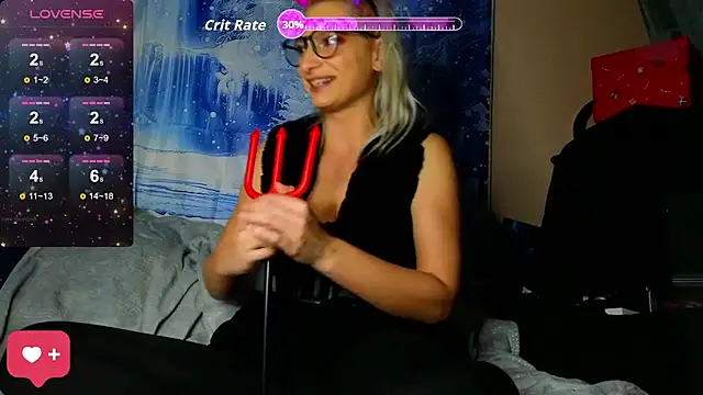 KittyMia online show from December 5, 2025, 8:27 pm