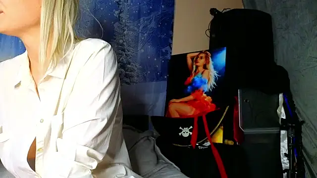 KittyMia online show from February 4, 2026, 8:36 pm