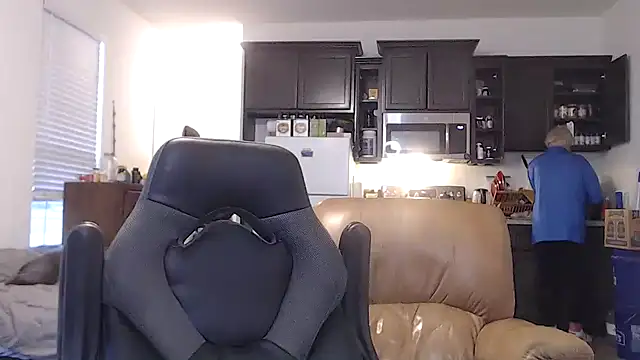 rockpoint69 online show from February 2, 2025, 1:41 pm